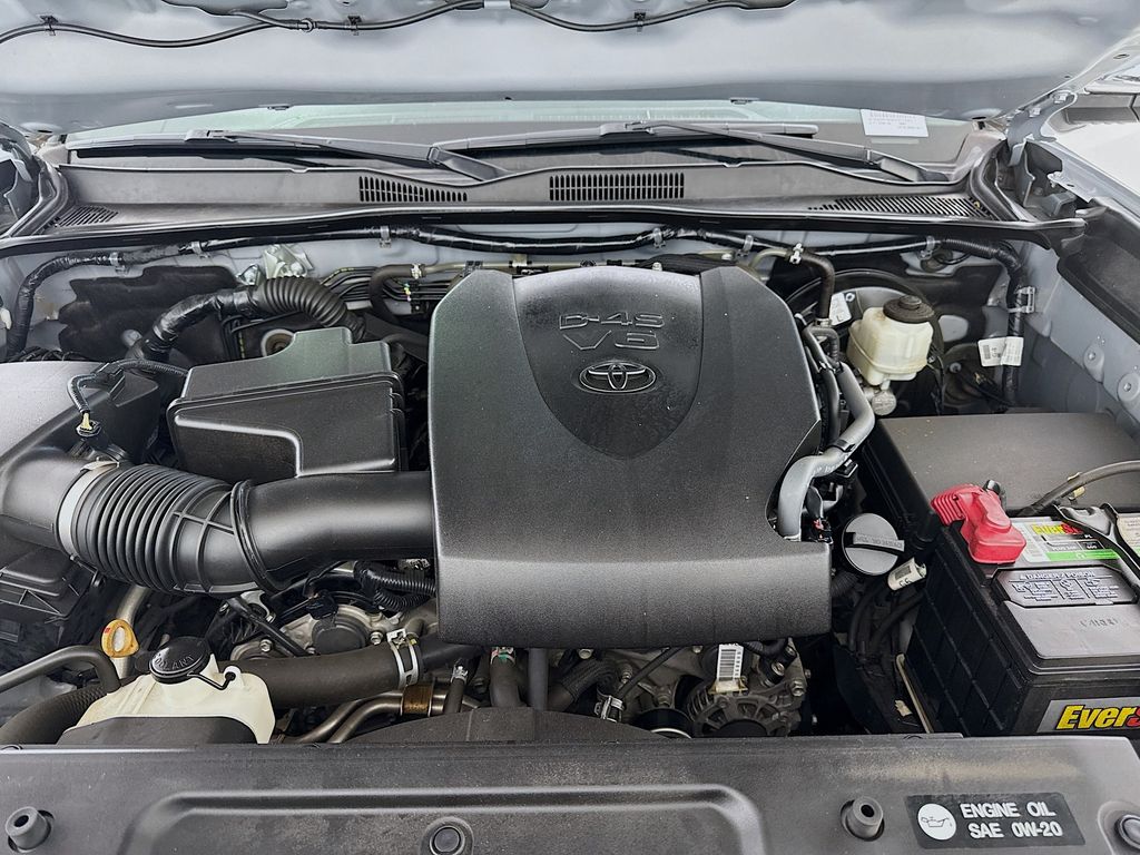 2019 Toyota Tacoma Limited 27
