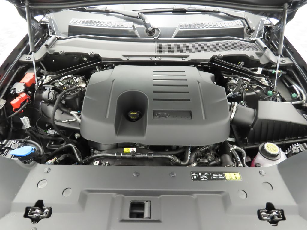 Thumbnail: 2025 Land Rover Defender - 29