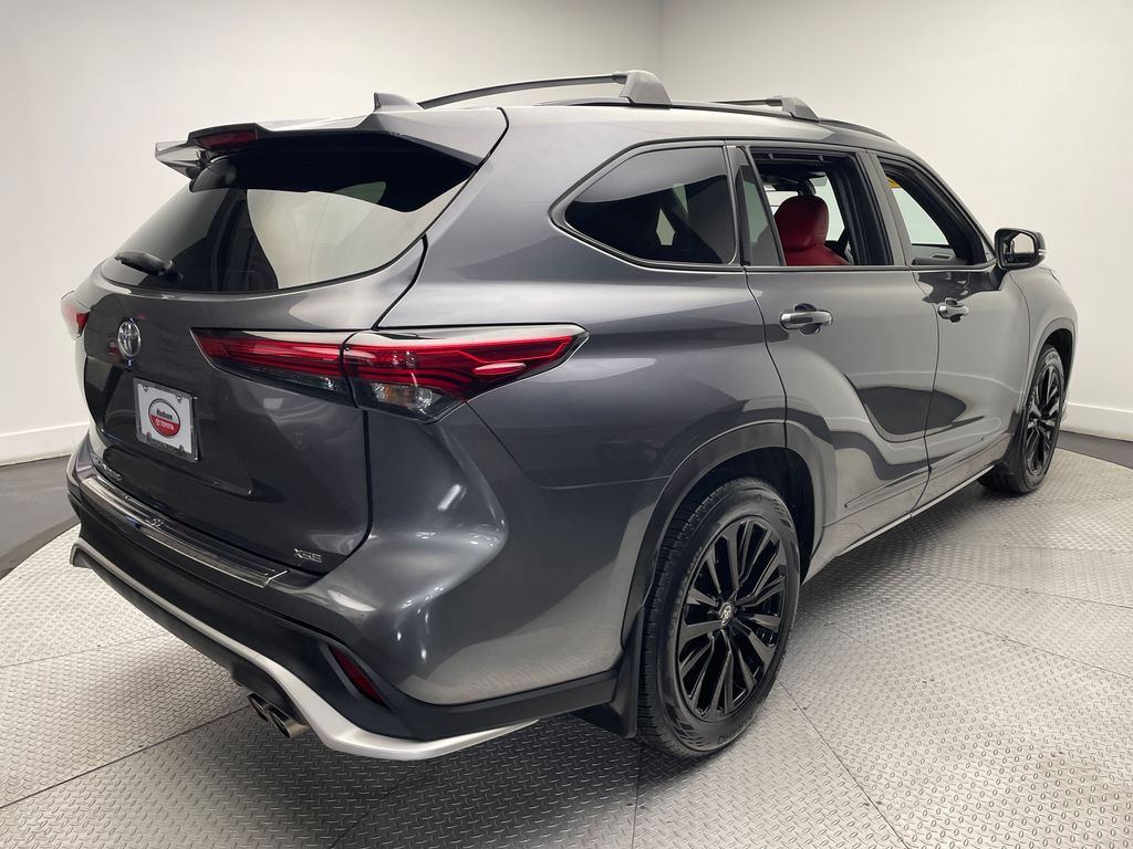 2023 Toyota Highlander XSE 5