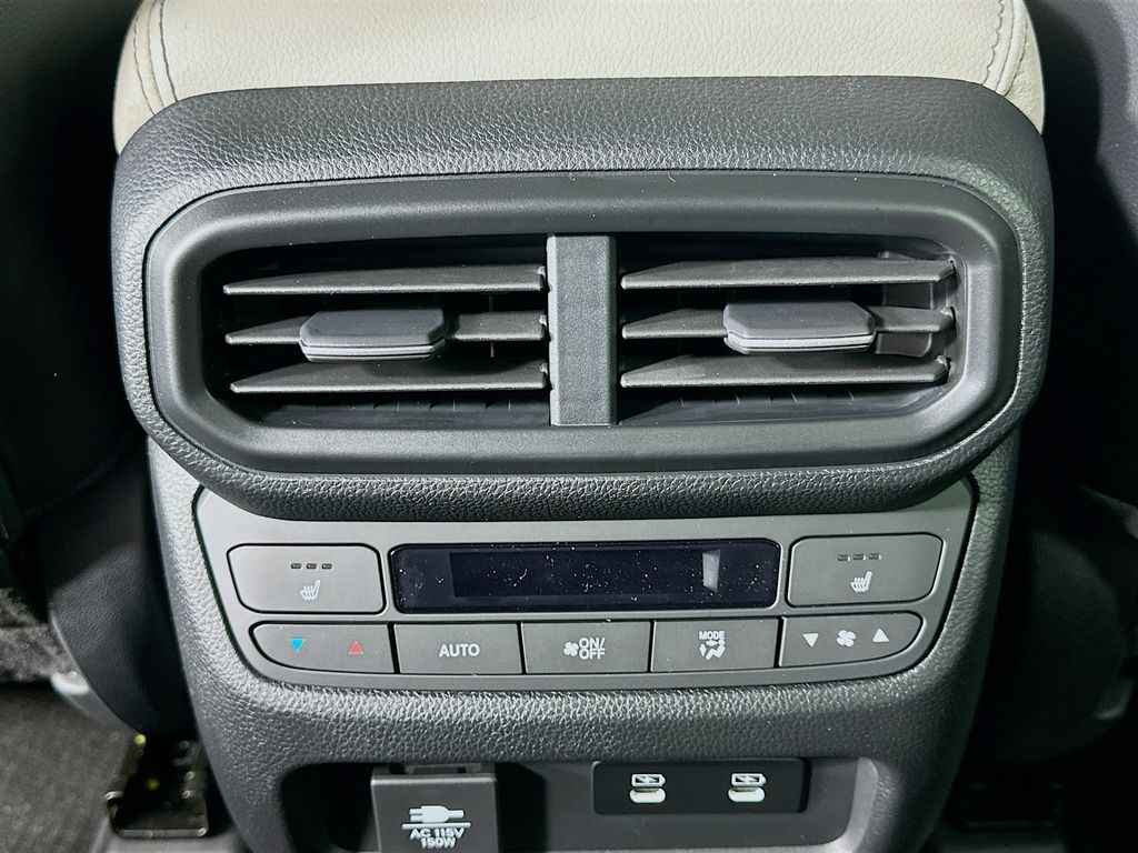 Thumbnail: 2026 Honda Pilot - 17