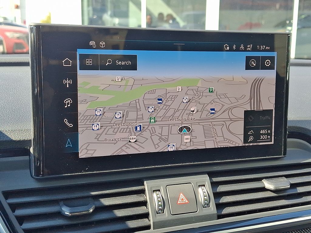 Thumbnail: 2024 Audi SQ5 - 17