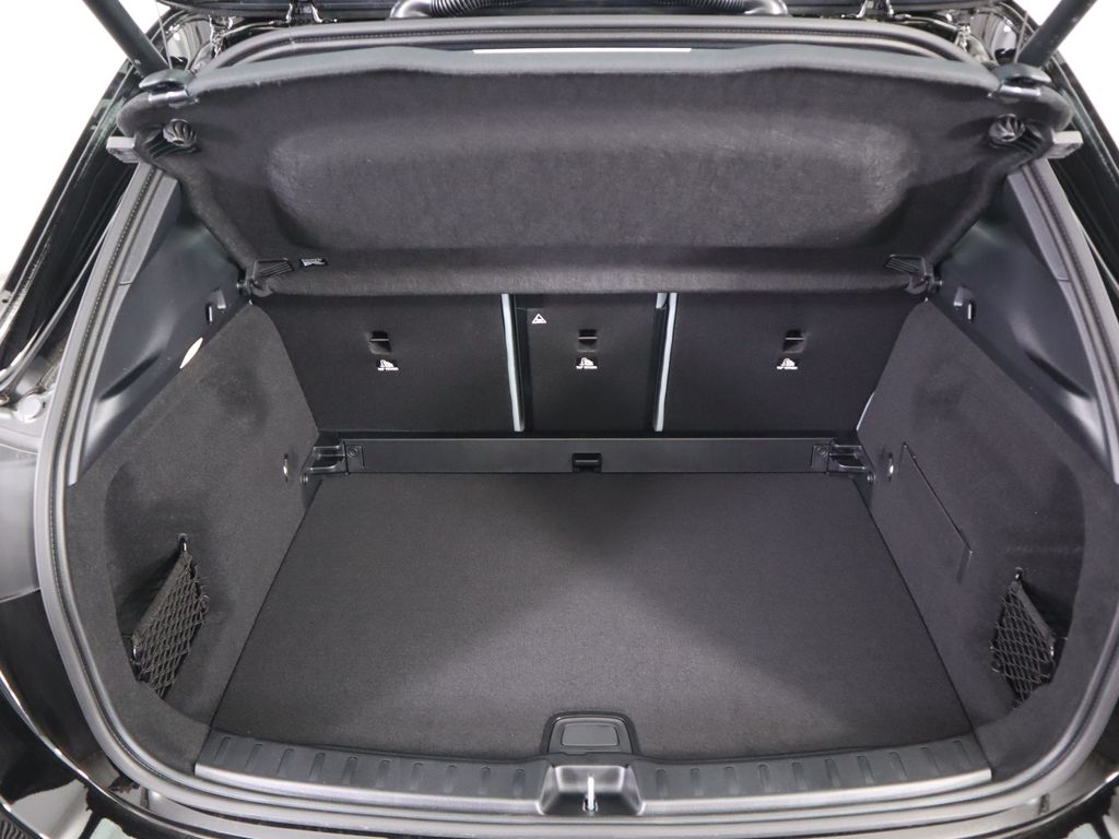 Thumbnail: 2026 Mercedes-Benz GLA - 30