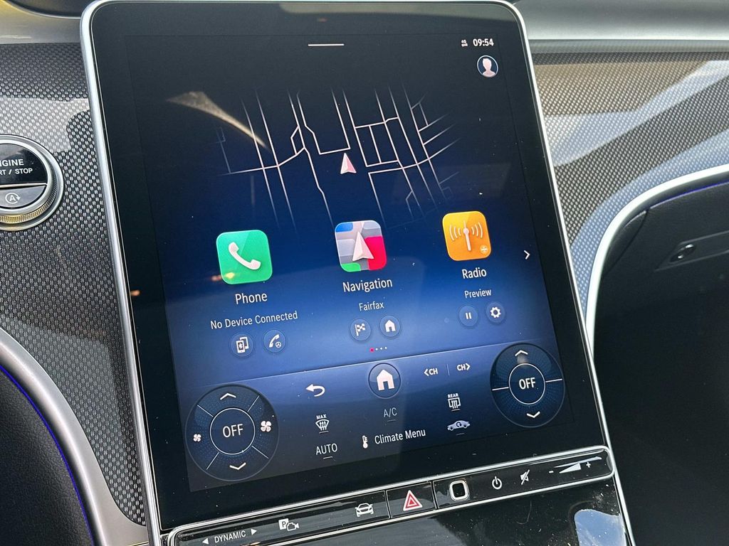 Thumbnail: 2025 Mercedes-Benz C-Class - 9