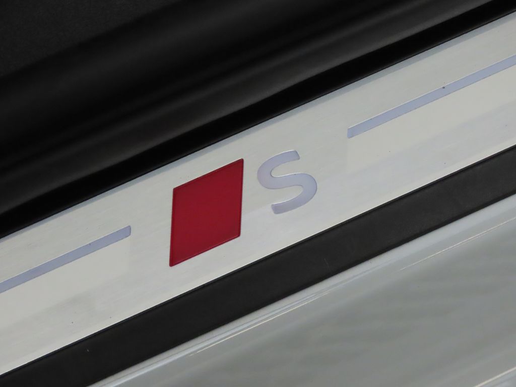 Thumbnail: 2025 Audi S5 - 32