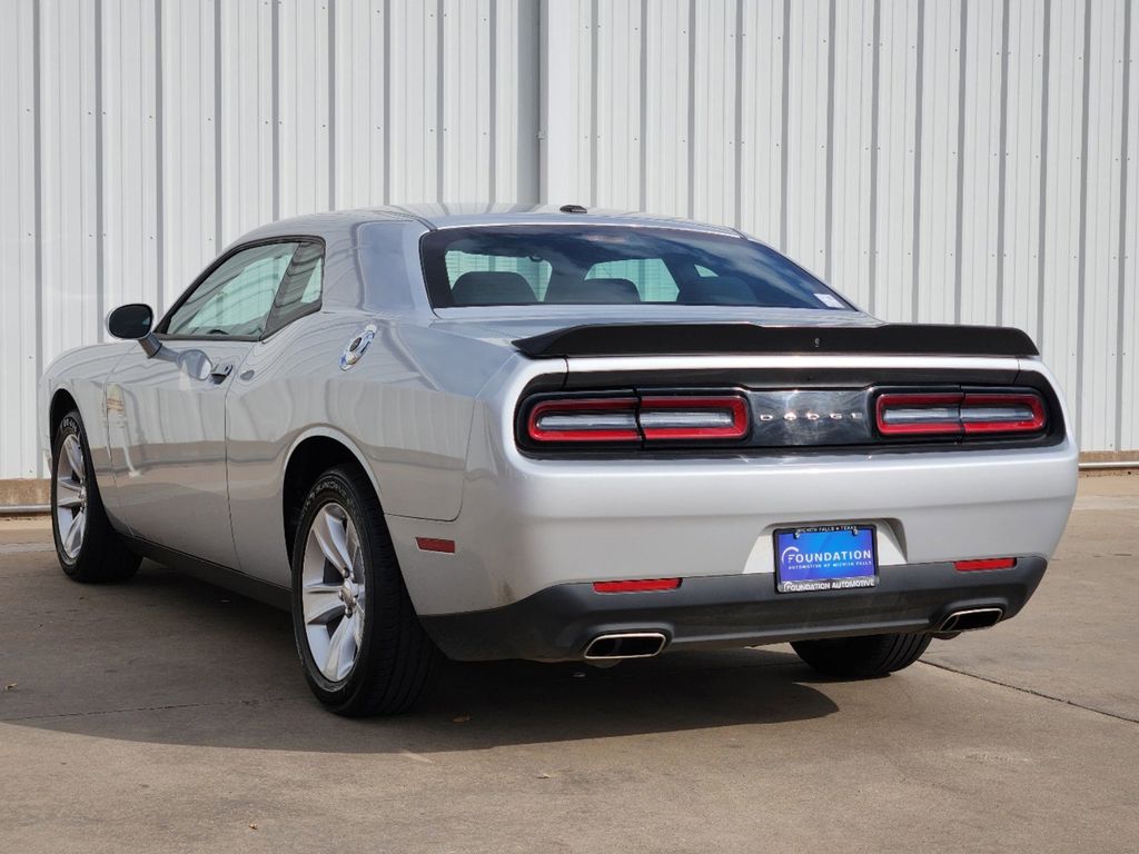 2023 Dodge Challenger SXT 5