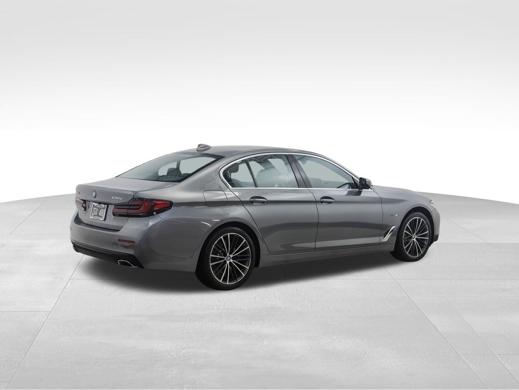 Thumbnail: 2023 BMW 5 Series - 5