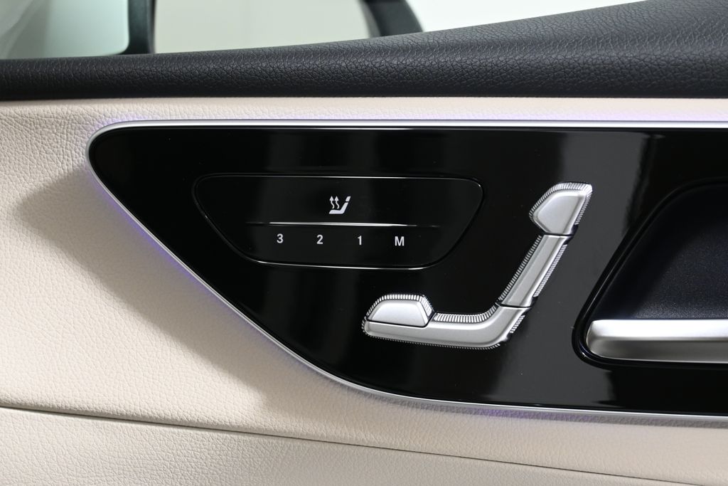 Thumbnail: 2026 Mercedes-Benz GLC - 22