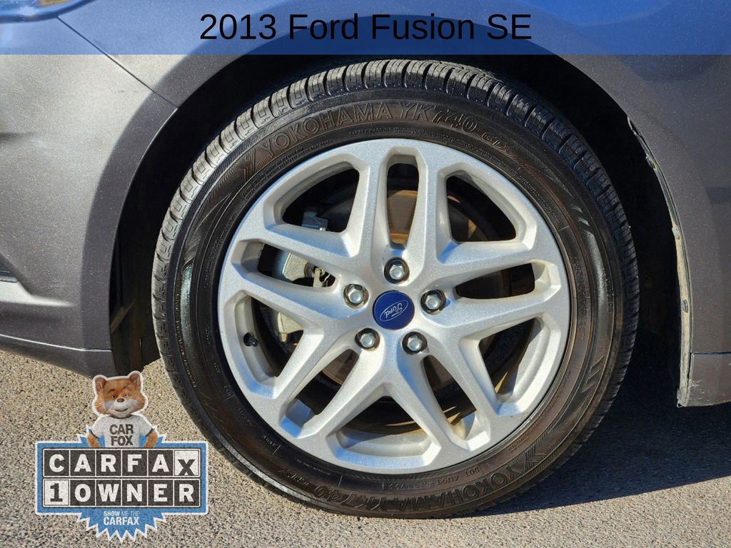 2013 Ford Fusion SE 10