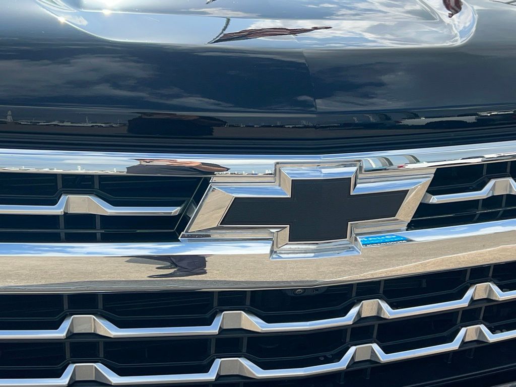 2026 Chevrolet Silverado 1500 LTZ - 3