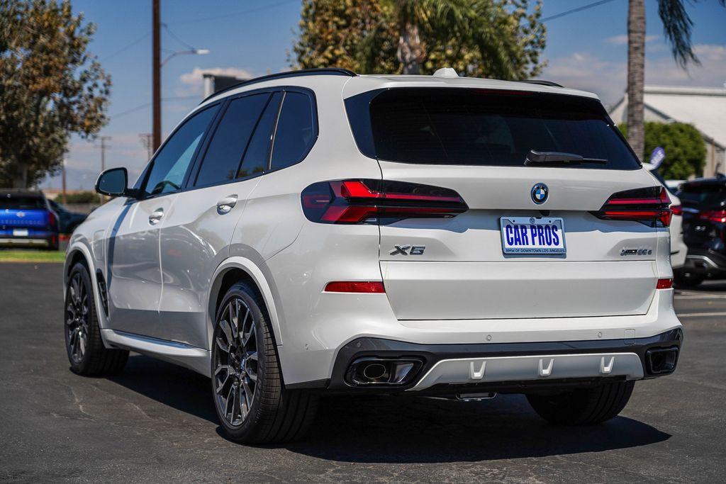 2025 BMW X5 xDrive50e 6