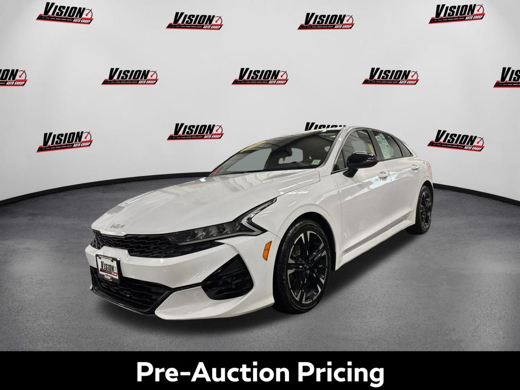 Glacial White Pearl 2022 Kia K5 GT-Line FWD Sedan Front-Wheel Drive 8-Speed Automatic