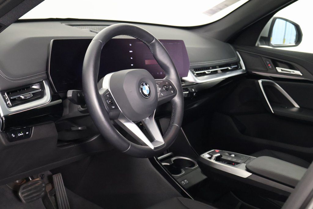 Thumbnail: 2025 BMW X1 - 7