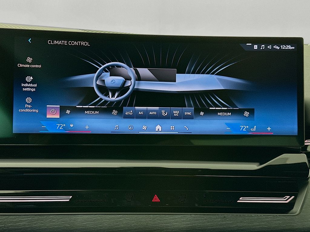 Thumbnail: 2025 BMW 5 Series - 16