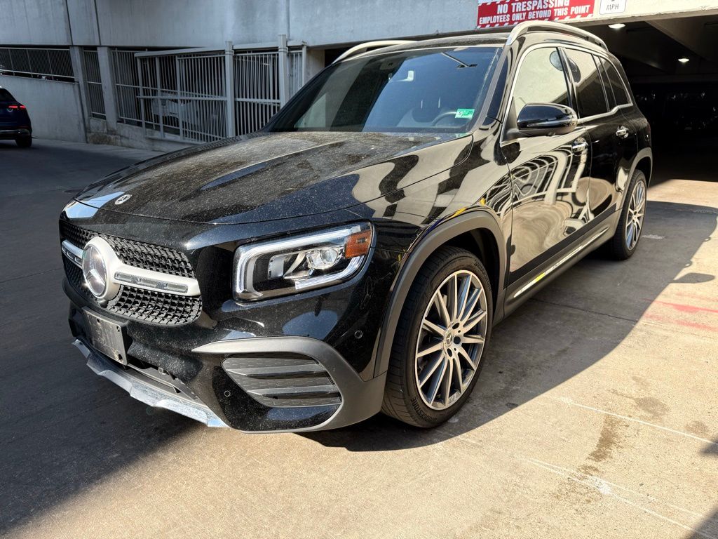 Thumbnail: 2023 Mercedes-Benz GLB - 1