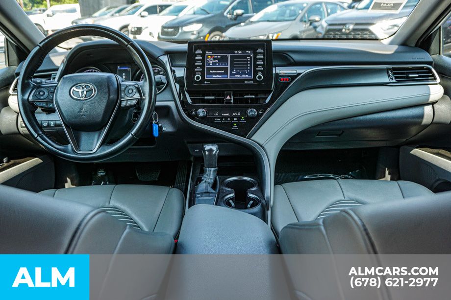 2023 Toyota Camry SE photo 18