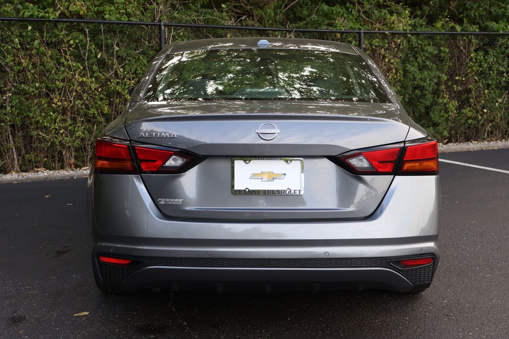 Thumbnail: 2025 Nissan Altima - 6