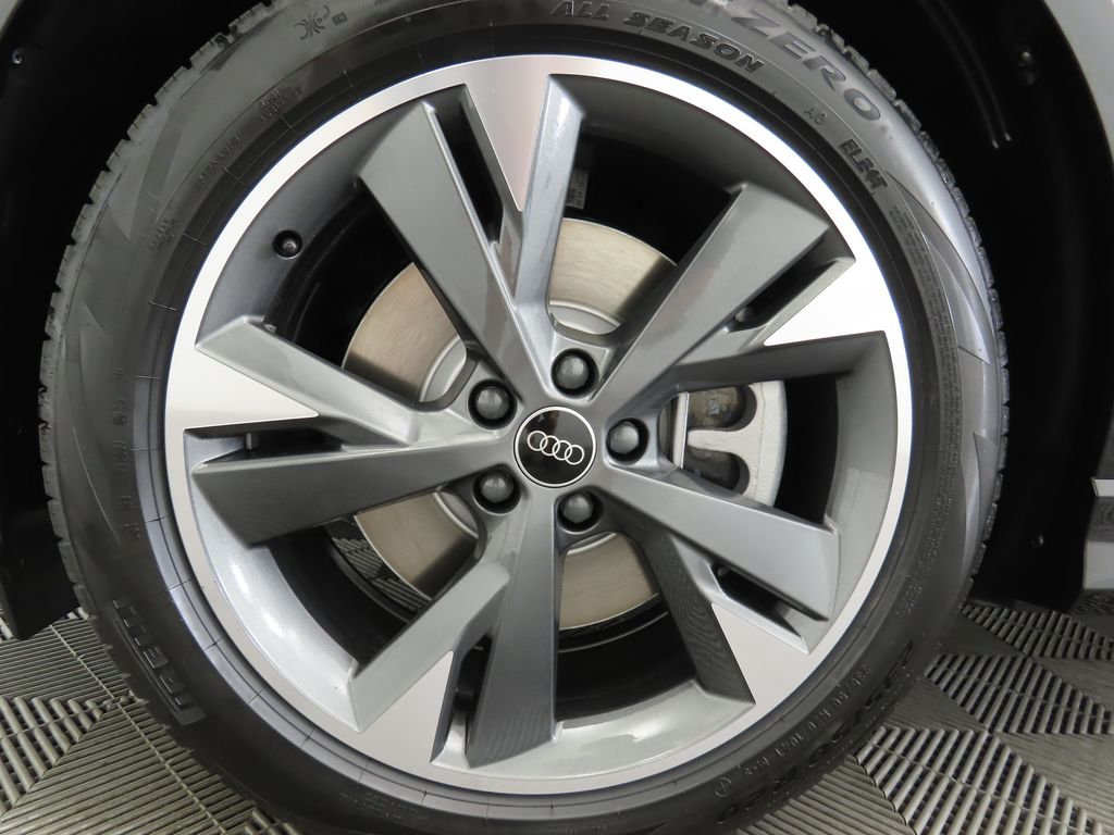 2025 Audi Q4 e-tron  30