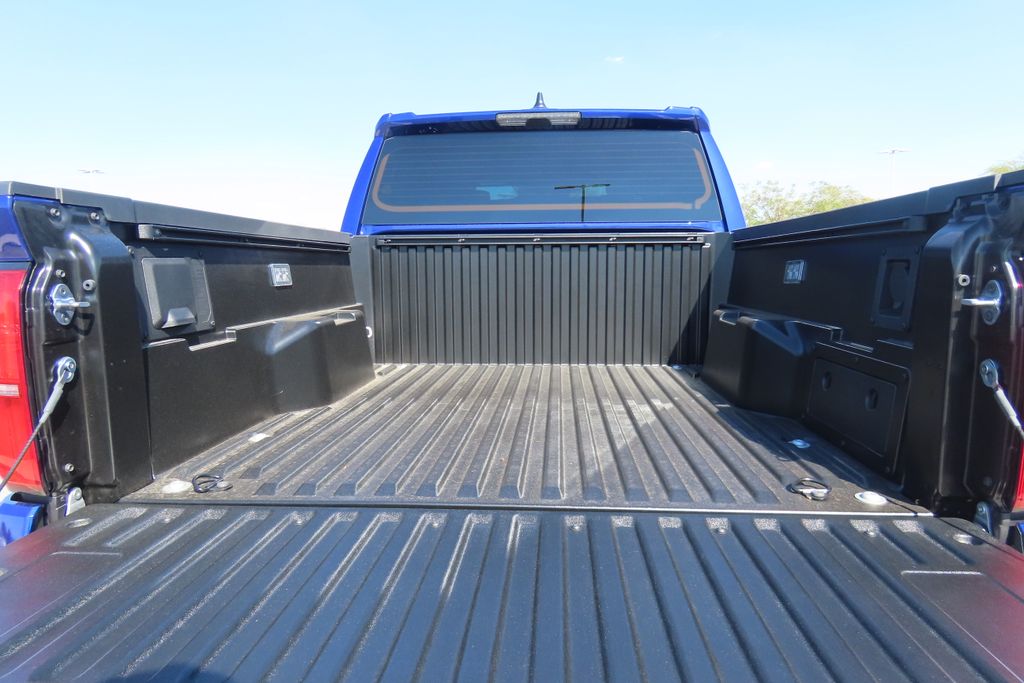 Thumbnail: 2025 Toyota Tacoma - 27