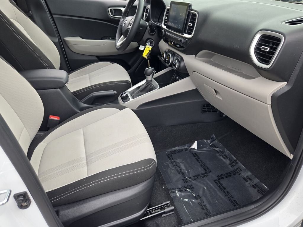 2023 Hyundai Venue - $17,599