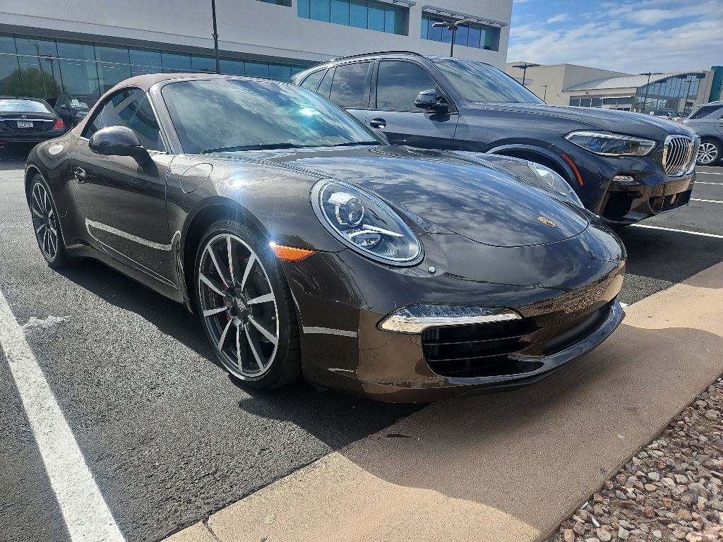 Thumbnail: 2012 Porsche 911 - 2