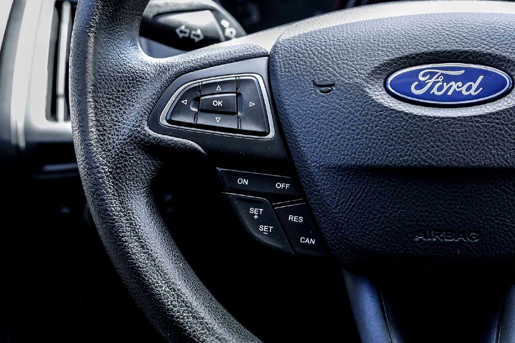 Used Car 2017 Ford Focus  Se For Sale Under $10,000 In Taylor, Texas