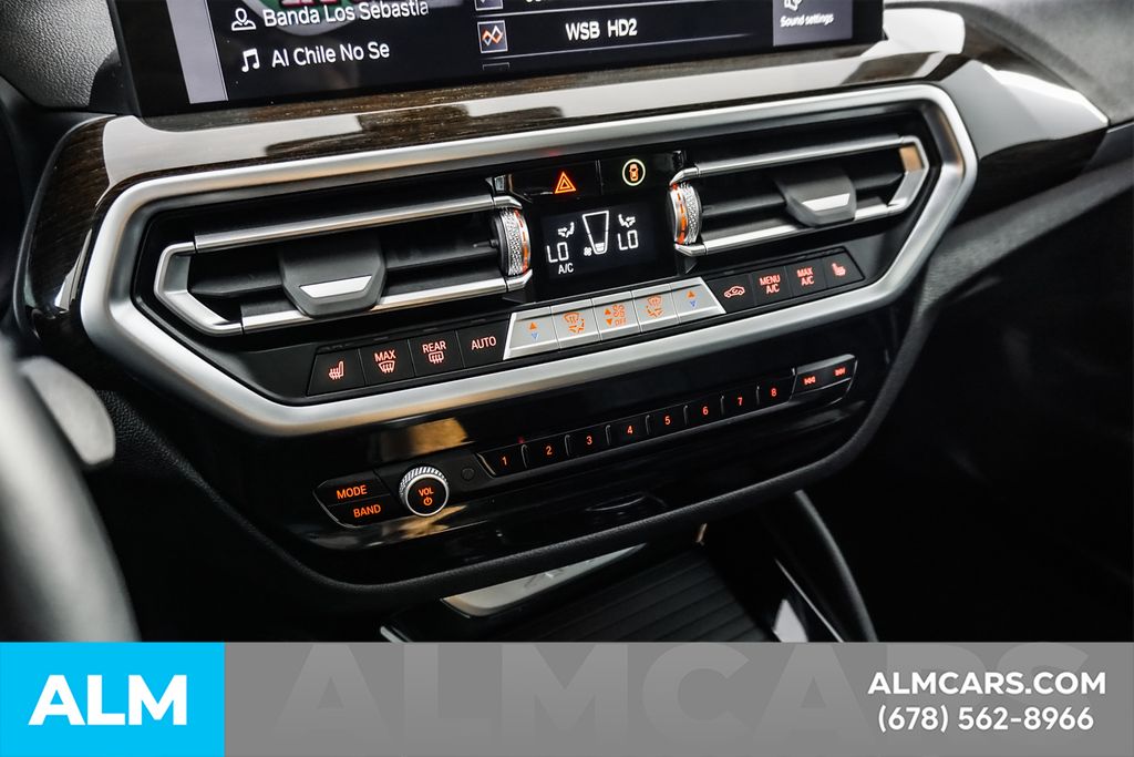 Used 2025 Black BMW xDrive30i image 42