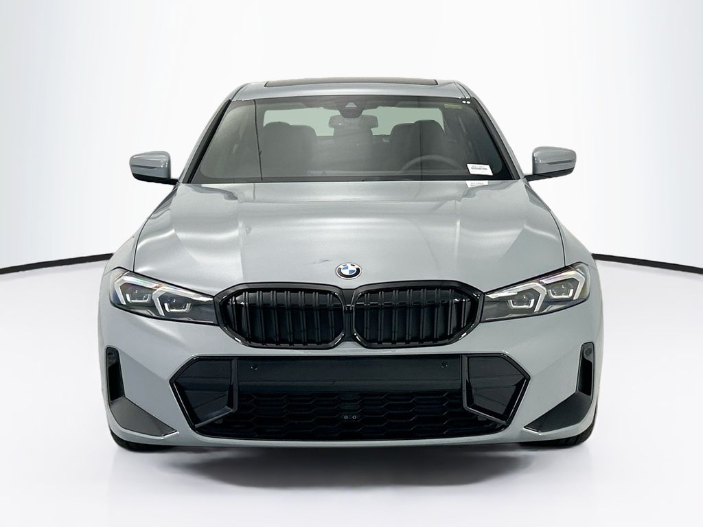 Thumbnail: 2026 BMW 3 Series - 2