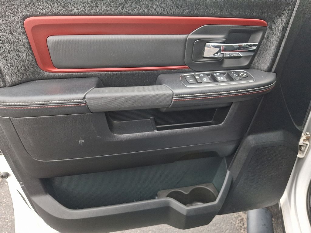 Thumbnail: 2016 RAM 1500 - 13