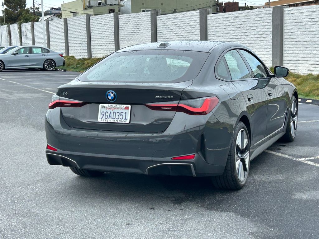Thumbnail: 2023 BMW i4 - 5
