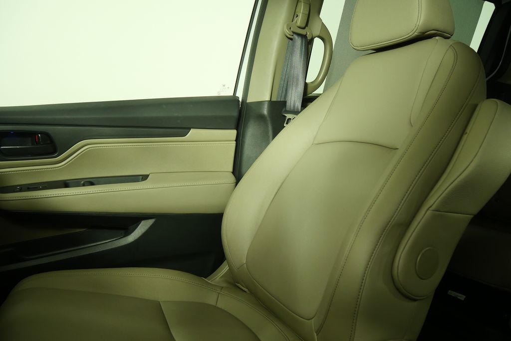 Thumbnail: 2023 Honda Odyssey - 31