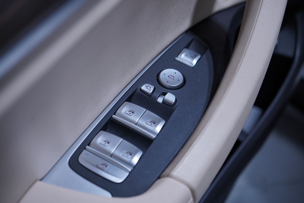 Thumbnail: 2020 BMW X3 - 17