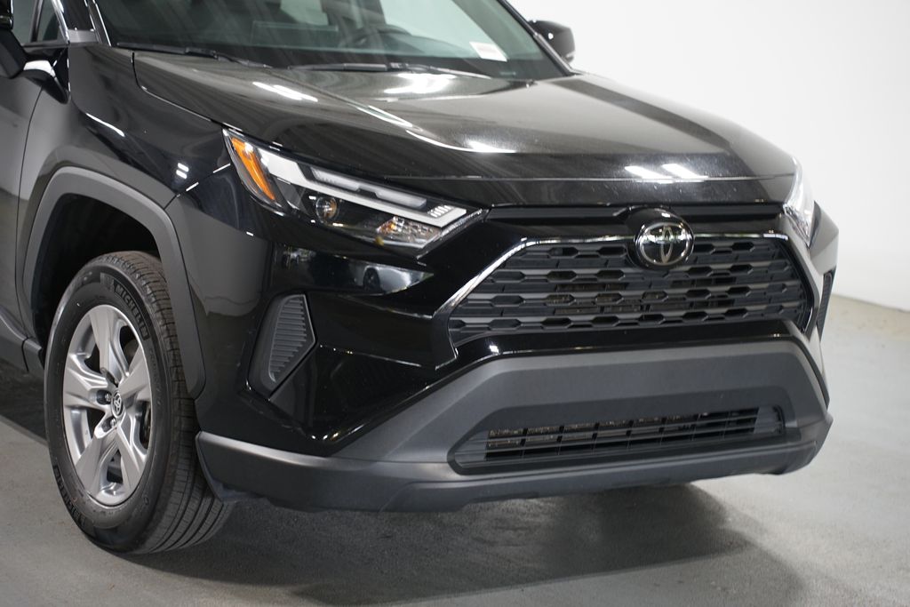 Thumbnail: 2025 Toyota RAV4 - 4
