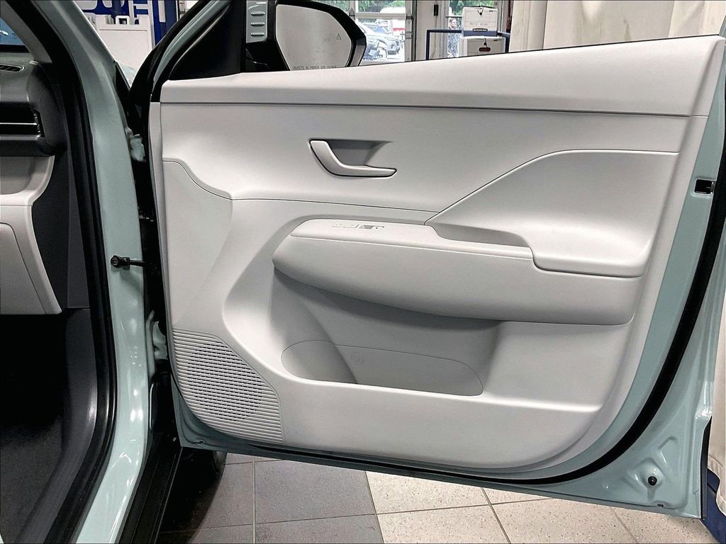 2024 Hyundai Kona — photo 12