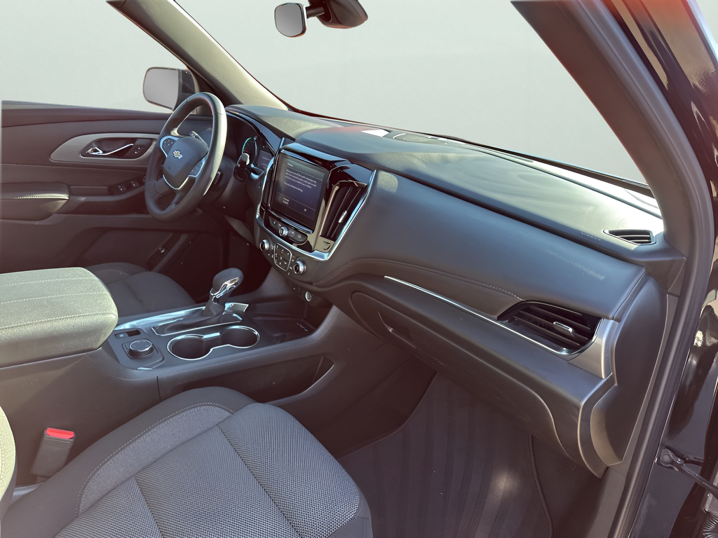 Used Car 2023 Chevrolet Traverse  Lt For Sale Under $35,000 In Austin, Texas