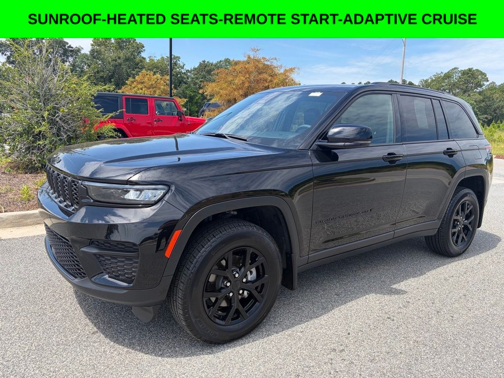 Diamond Black Crystal Pearlcoat 2025 Jeep Grand Cherokee SUV / Crossover 4X2 8-Speed Automatic