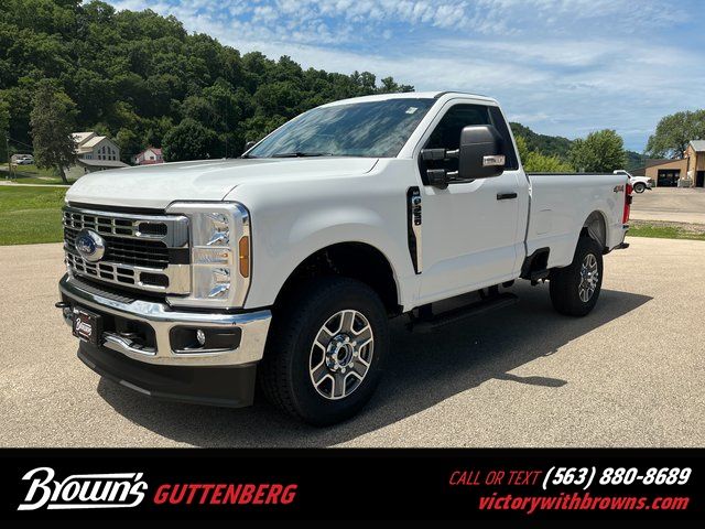 2025 Ford F-350 Super Duty XLT Regular Cab LB 4WD