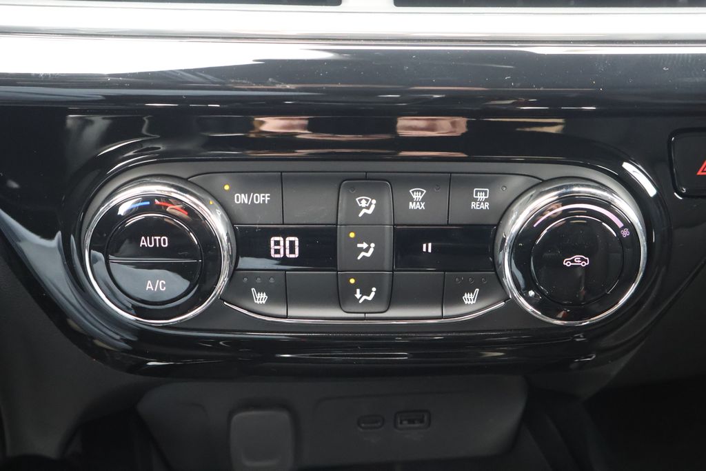 Thumbnail: 2026 Chevrolet Trax - 28