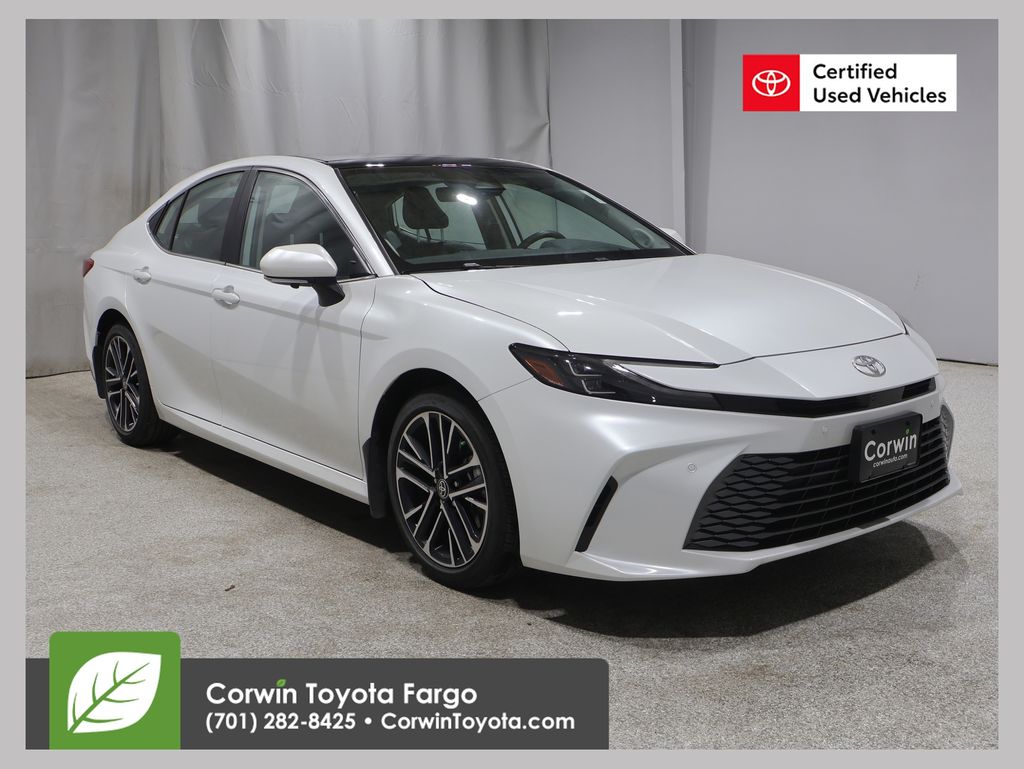 White (Wind Chill Pearl) 2025 Toyota Camry Sedan Front-Wheel Drive Continuously Variable Transmission