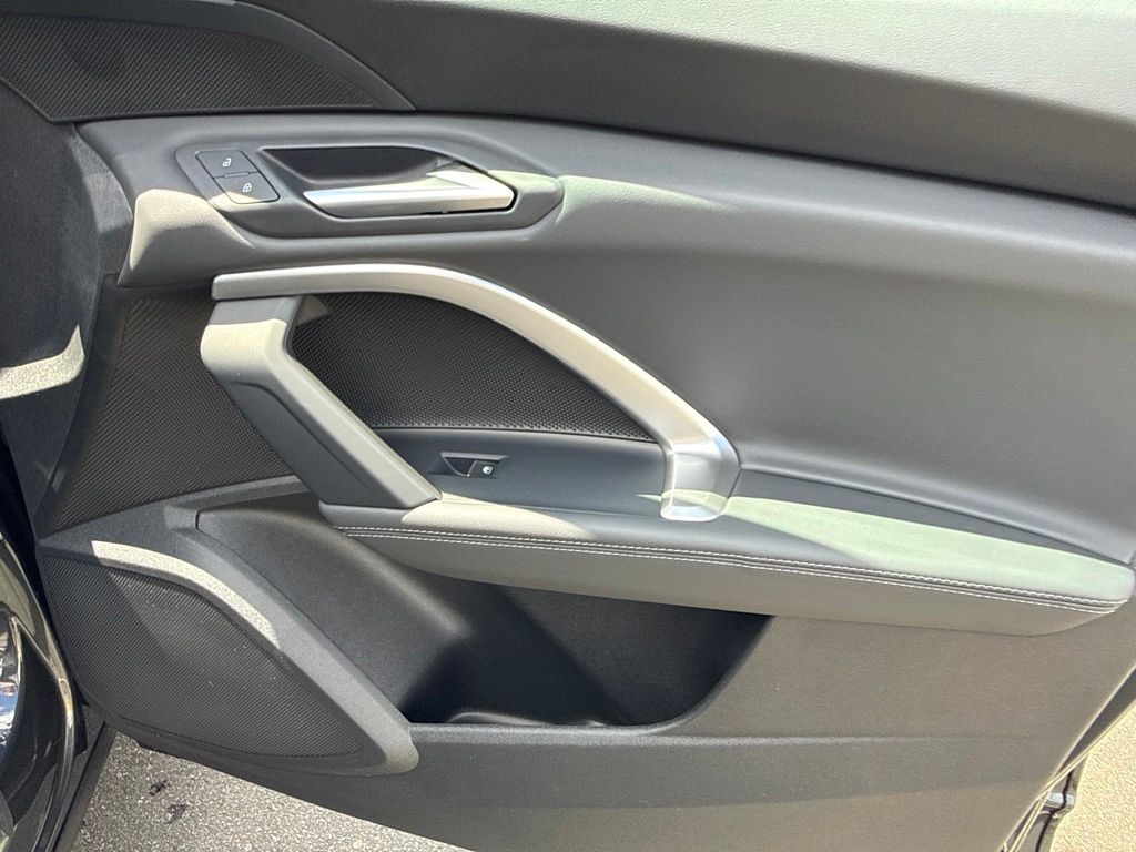 Thumbnail: 2026 Audi Q5 - 20