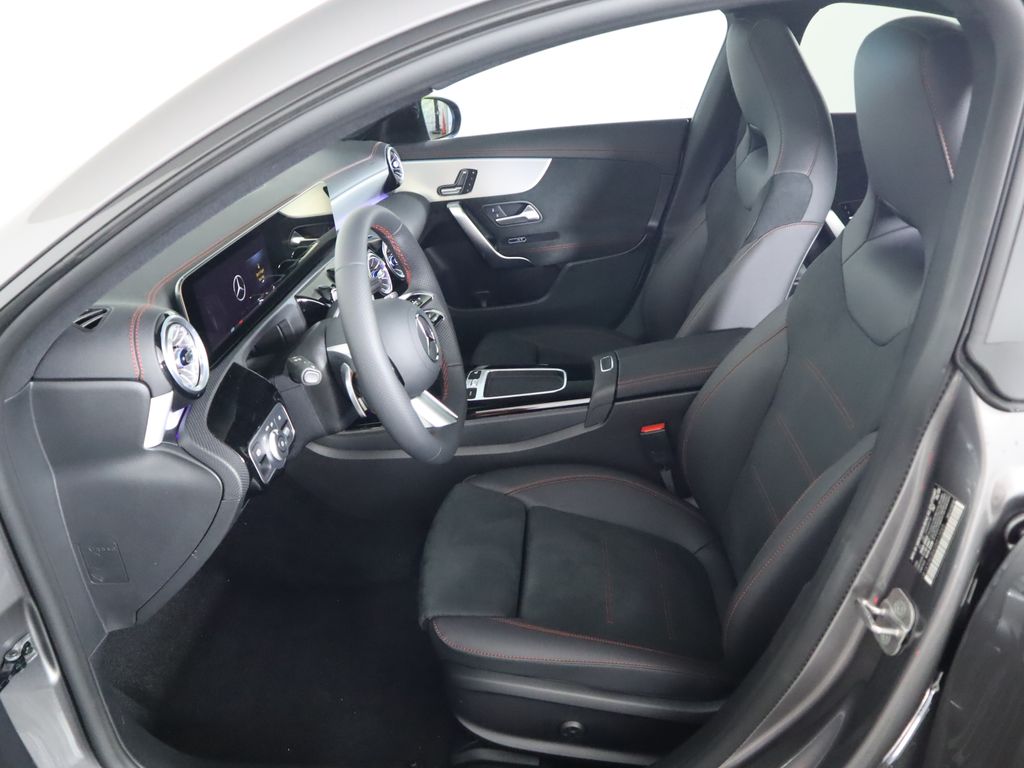 2025 Mercedes-Benz CLA 250 20