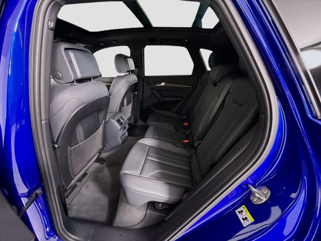 Thumbnail: 2025 Audi Q5 - 21