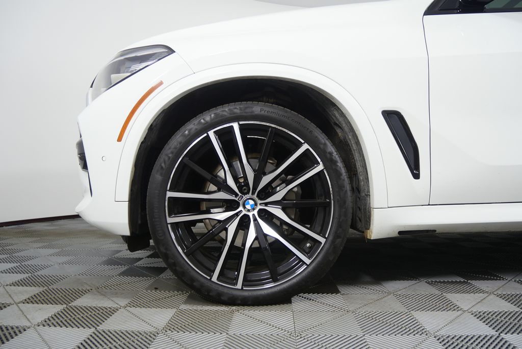 Thumbnail: 2021 BMW X5 - 7