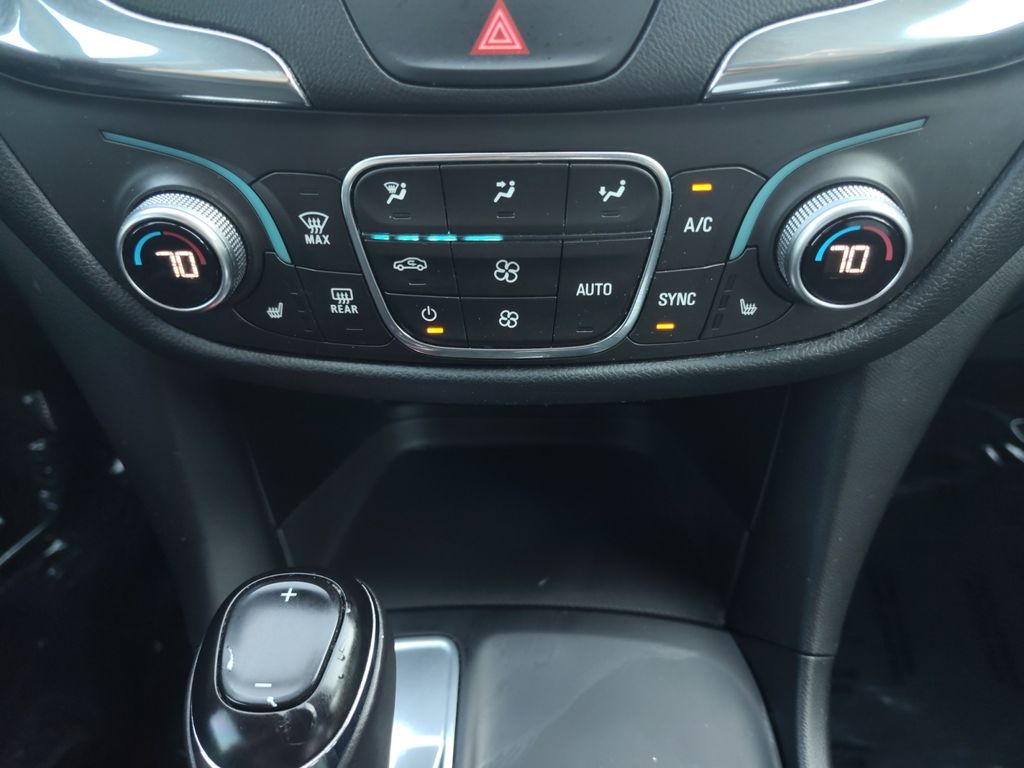 Used Car 2018 Chevrolet Equinox  Lt For Sale Under $10,000 In Austin, Texas