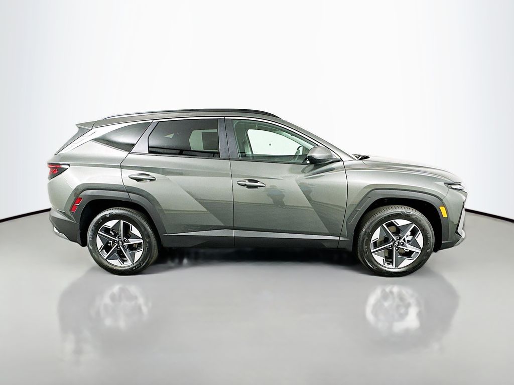 Thumbnail: 2026 Hyundai Tucson - 4