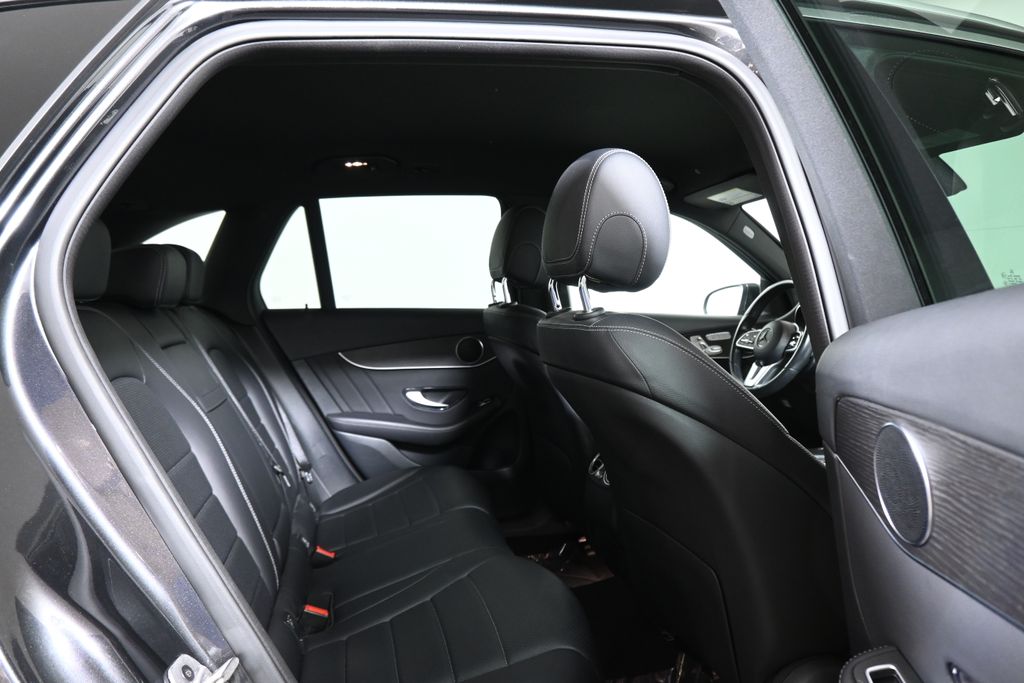 Thumbnail: 2022 Mercedes-Benz GLC - 24