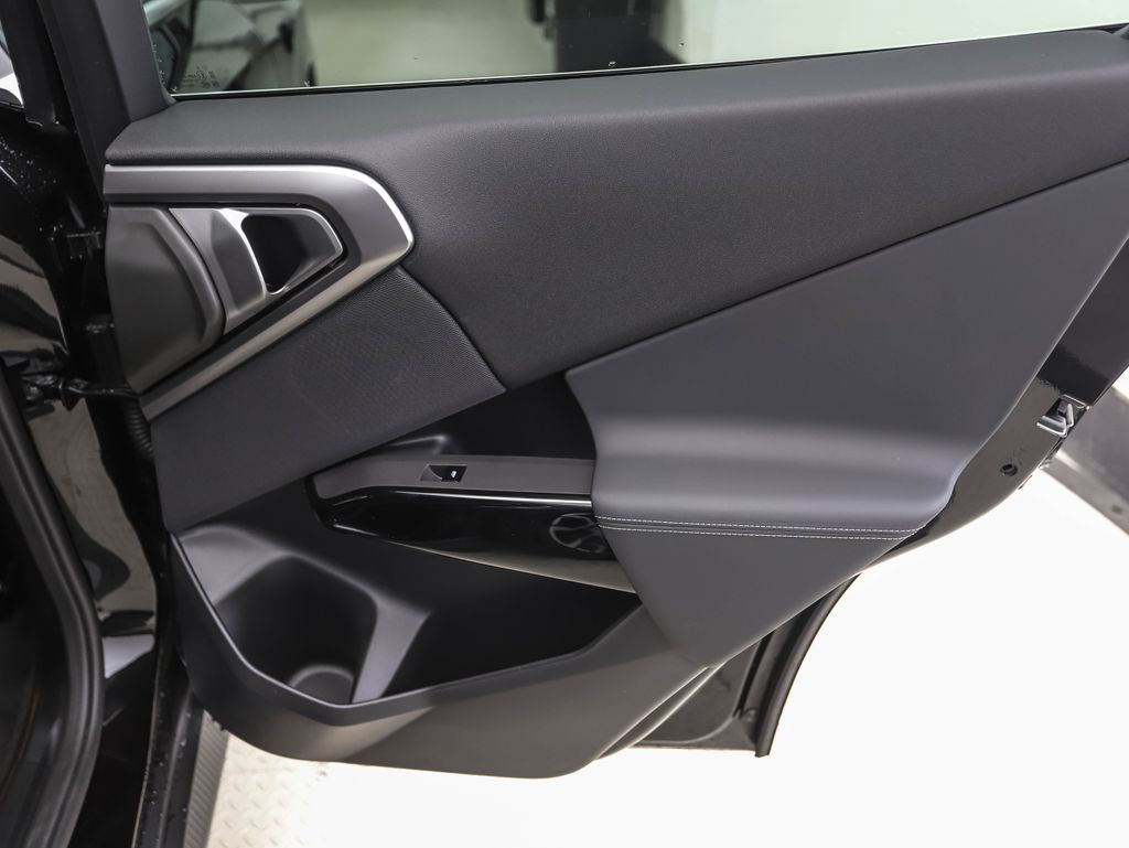 Thumbnail: 2026 BMW X3 - 25