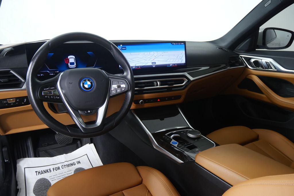 Thumbnail: 2023 BMW i4 - 17