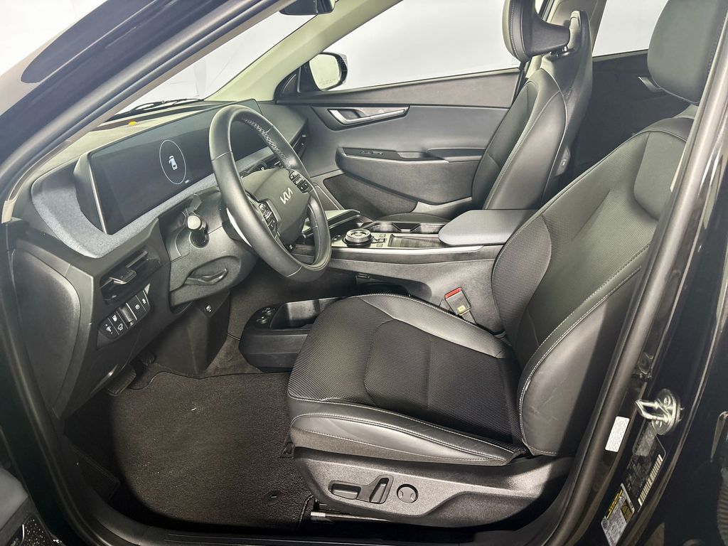 2024 Kia EV6 Wind
