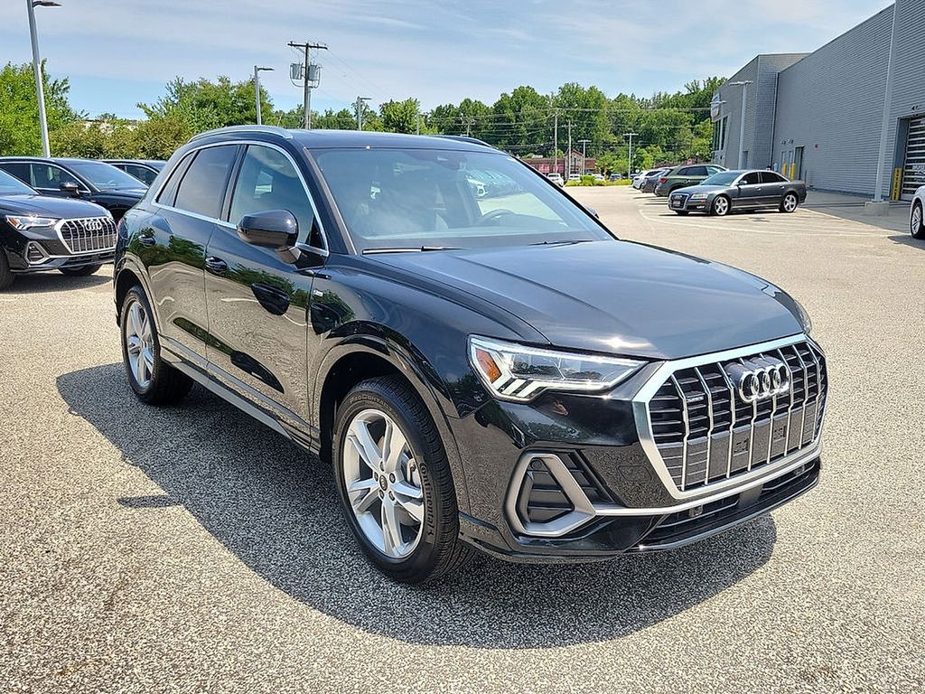 2024 Audi Q3 Premium 2