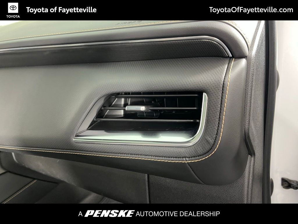 Thumbnail: 2022 GMC Yukon - 19